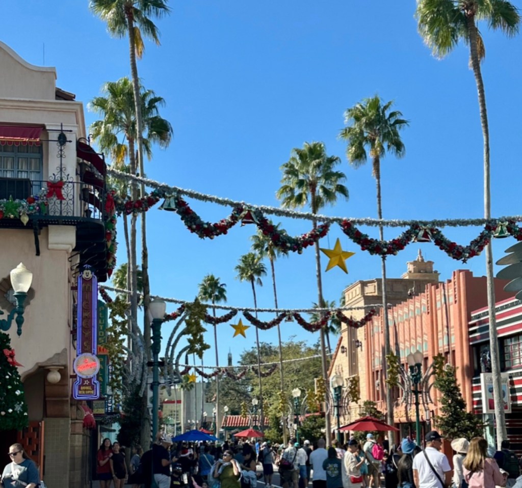 Carols Unwrapped: Little Drummer Boy